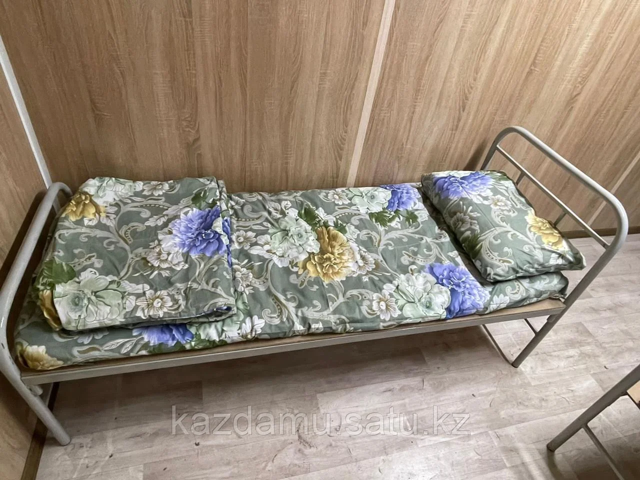 КРОВАТЬ СБОРНО-РАЗБОРНАЯ.